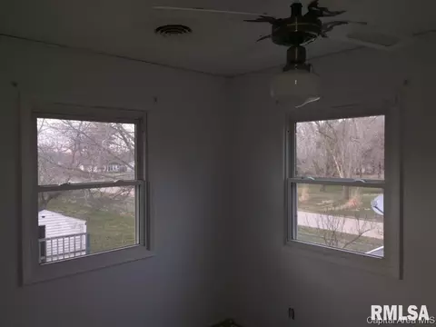 33 Long View Dr, Springfield, IL 62712 photo 12