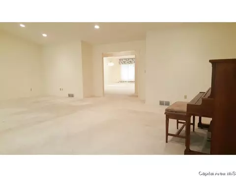 46 Turnberry, Springfield, IL 62704 photo 7