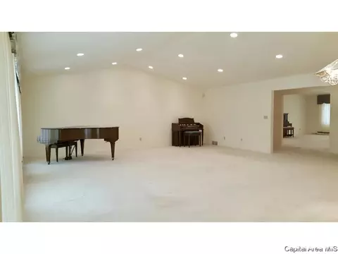 46 Turnberry, Springfield, IL 62704 photo 2