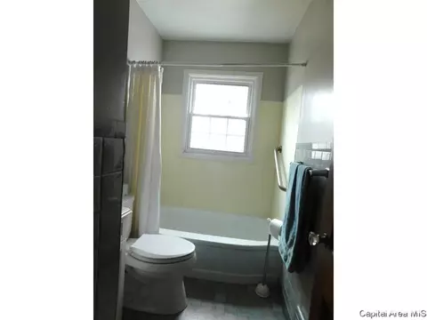 2304 Queensway Rd, Springfield, IL 62703 photo 11
