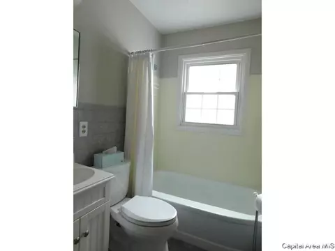 2304 Queensway Rd, Springfield, IL 62703 photo 12