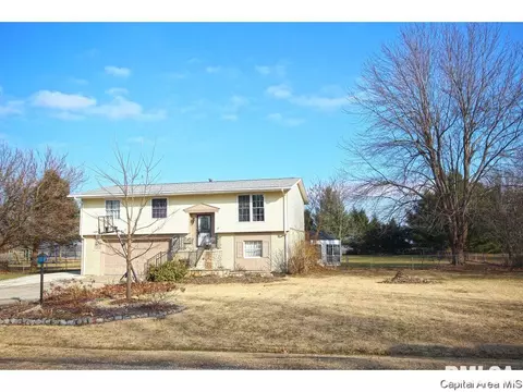 10 Longview Dr, Springfield, IL 62712 photo 1