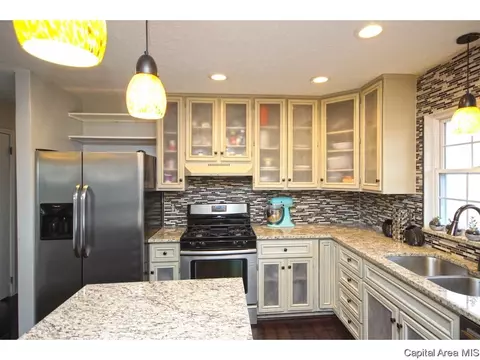10 Longview Dr, Springfield, IL 62712 photo 9