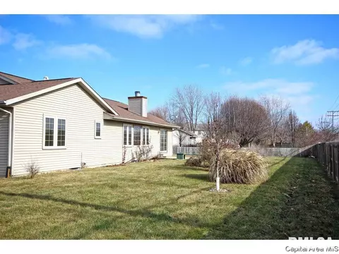 2416 Heather Mill Ct, Springfield, IL 62704 photo 31