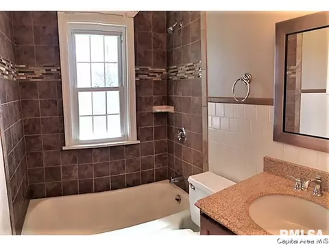 2029 N 6th St, Springfield, IL 62702 photo 10