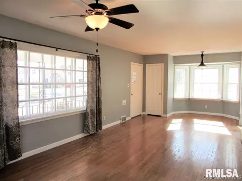 2029 N 6th St, Springfield, IL 62702 photo 6