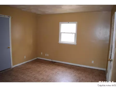 1605 E Glenn Ave, Springfield, IL 62703 photo 6