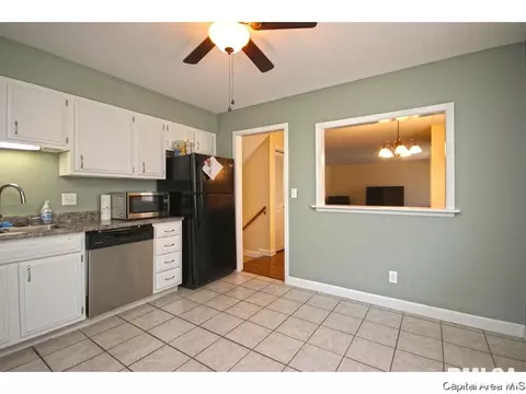 109 Whitefield, Springfield, IL 62704 photo 9