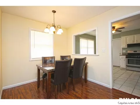 109 Whitefield, Springfield, IL 62704 photo 6