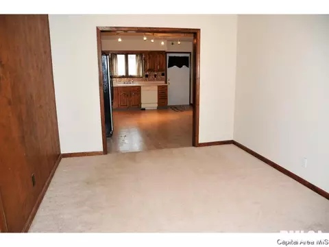 2565 S 4th St, Springfield, IL 62703 photo 5