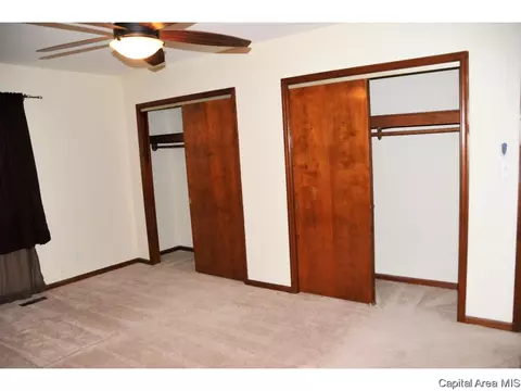 2565 S 4th St, Springfield, IL 62703 photo 10