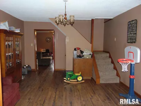 303 E Locust, Chatham, IL 62629 photo 7