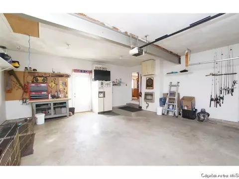 1801 Hunter Ridge Dr, Springfield, IL 62704 photo 35