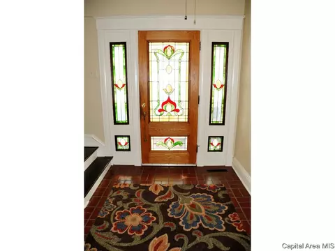 1111 N 2nd St, Springfield, IL 62702 photo 4