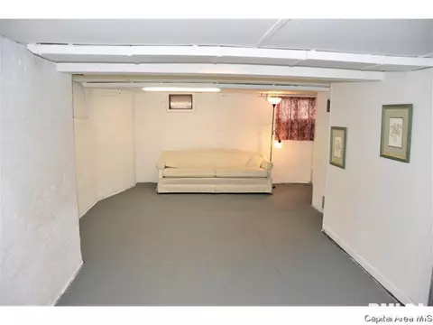 1111 N 2nd St, Springfield, IL 62702 photo 26