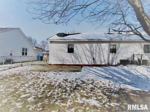 2514 Austin Dr, Springfield, IL 62704 photo 16