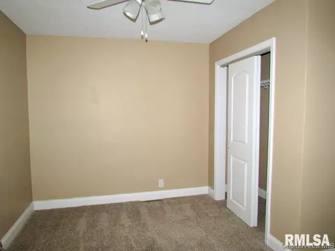 1033 Archer Elevator, Springfield, IL 62711 photo 9