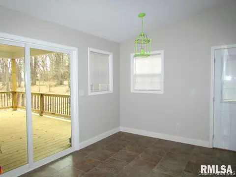 1033 Archer Elevator, Springfield, IL 62711 photo 5