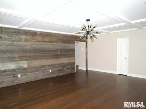 1033 Archer Elevator, Springfield, IL 62711 photo 4