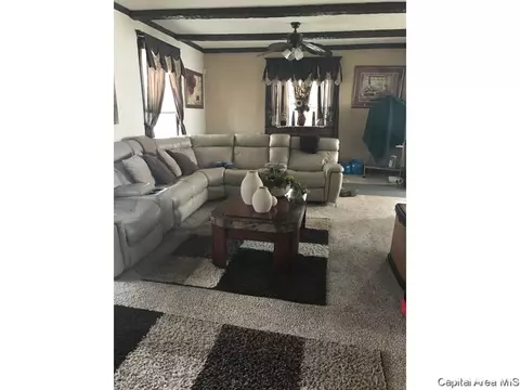 833 S Walnut, Springfield, IL 62704 photo 3