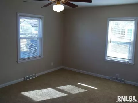 3319 Sheridan, Springfield, IL 62703 photo 3