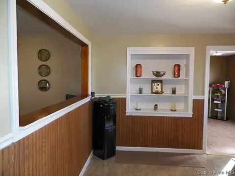 116 S Pilot St, Oneida, IL 61467 photo 14