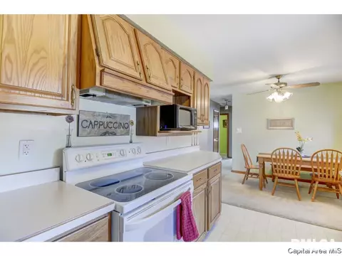 2714 Huntington, Springfield, IL 62703 photo 11