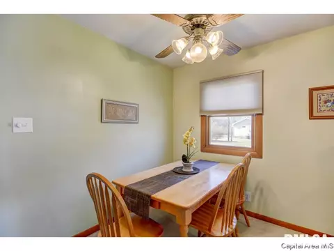 2714 Huntington, Springfield, IL 62703 photo 12