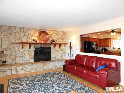 314 E Southwind, Springfield, IL 62703 photo 3