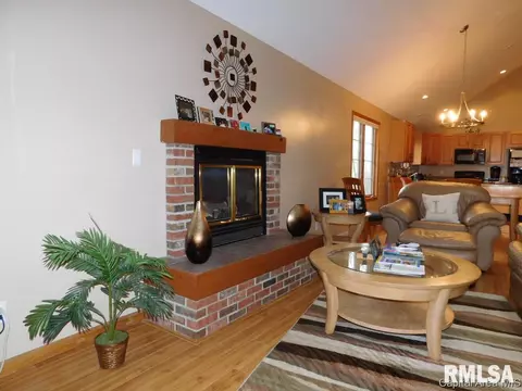 2317 Gander Rd, Springfield, IL 62711 photo 4