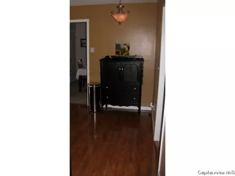 2104 S State St, Springfield, IL 62704 photo 9