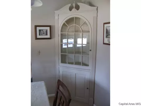 2104 S State St, Springfield, IL 62704 photo 11
