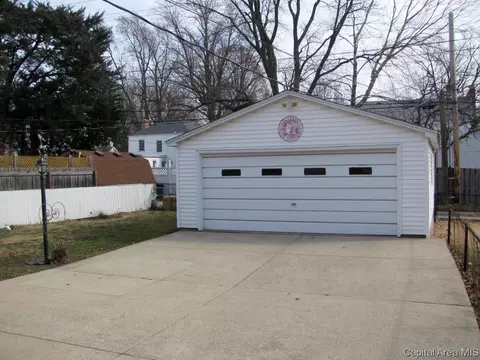 2104 S State St, Springfield, IL 62704 photo 4