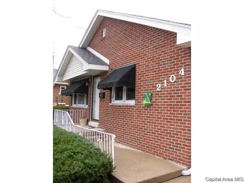 2104 S State St, Springfield, IL 62704 photo 3
