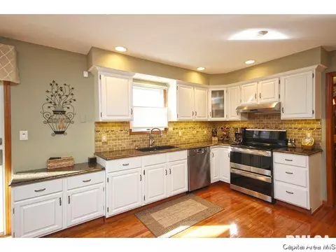 509 Old Tippecanoe, Springfield, IL 62711 photo 5