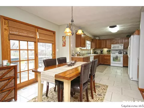 4360 Comanche Dr, Springfield, IL 62711 photo 11