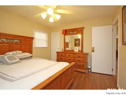 604 Kenyon Dr, Springfield, IL 62704 photo 9