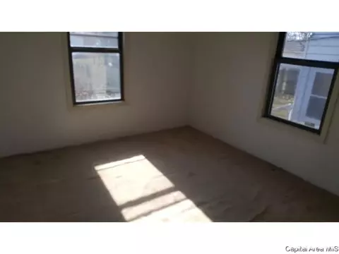 2138 E Adams St, Springfield, IL 62703 photo 3