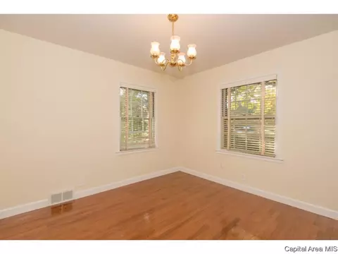 2121 Cardinal Dr, Springfield, IL 62704 photo 10