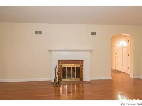 2121 Cardinal Dr, Springfield, IL 62704 photo 12