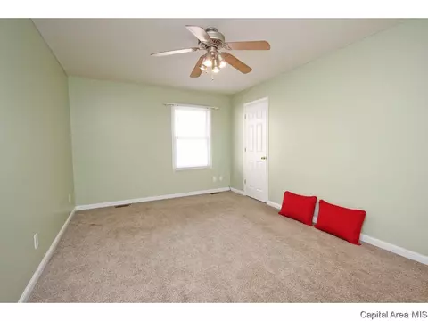 3328 Red Bud Ln, Springfield, IL 62712 photo 22