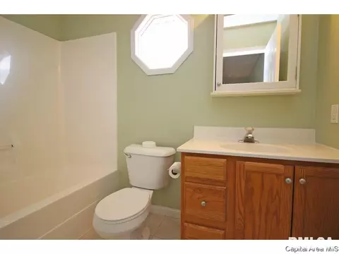 3328 Red Bud Ln, Springfield, IL 62712 photo 28