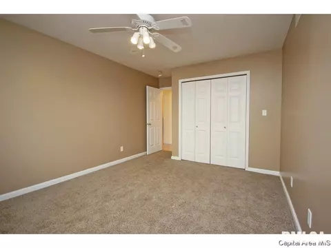 3328 Red Bud Ln, Springfield, IL 62712 photo 16