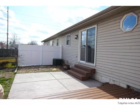 3328 Red Bud Ln, Springfield, IL 62712 photo 29