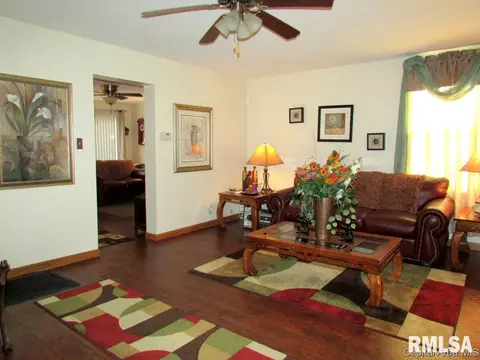 728 New, Springfield, IL 62704 photo 3
