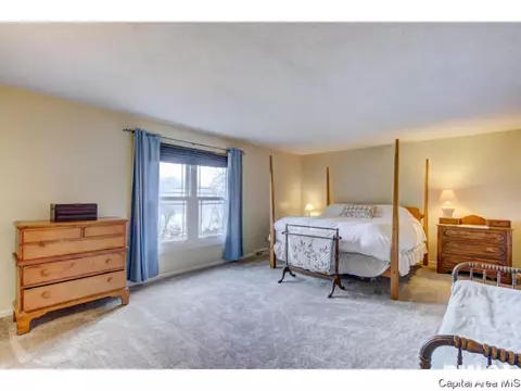 3233 W Point Dr, Springfield, IL 62704 photo 18