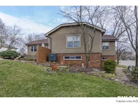 3233 W Point Dr, Springfield, IL 62704 photo 28