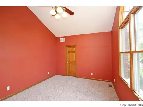 5401 Oak Crest Rd, Springfield, IL 62707 photo 15