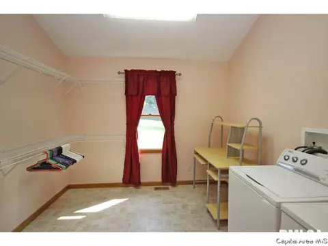 5401 Oak Crest Rd, Springfield, IL 62707 photo 21