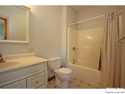 5401 Oak Crest Rd, Springfield, IL 62707 photo 13